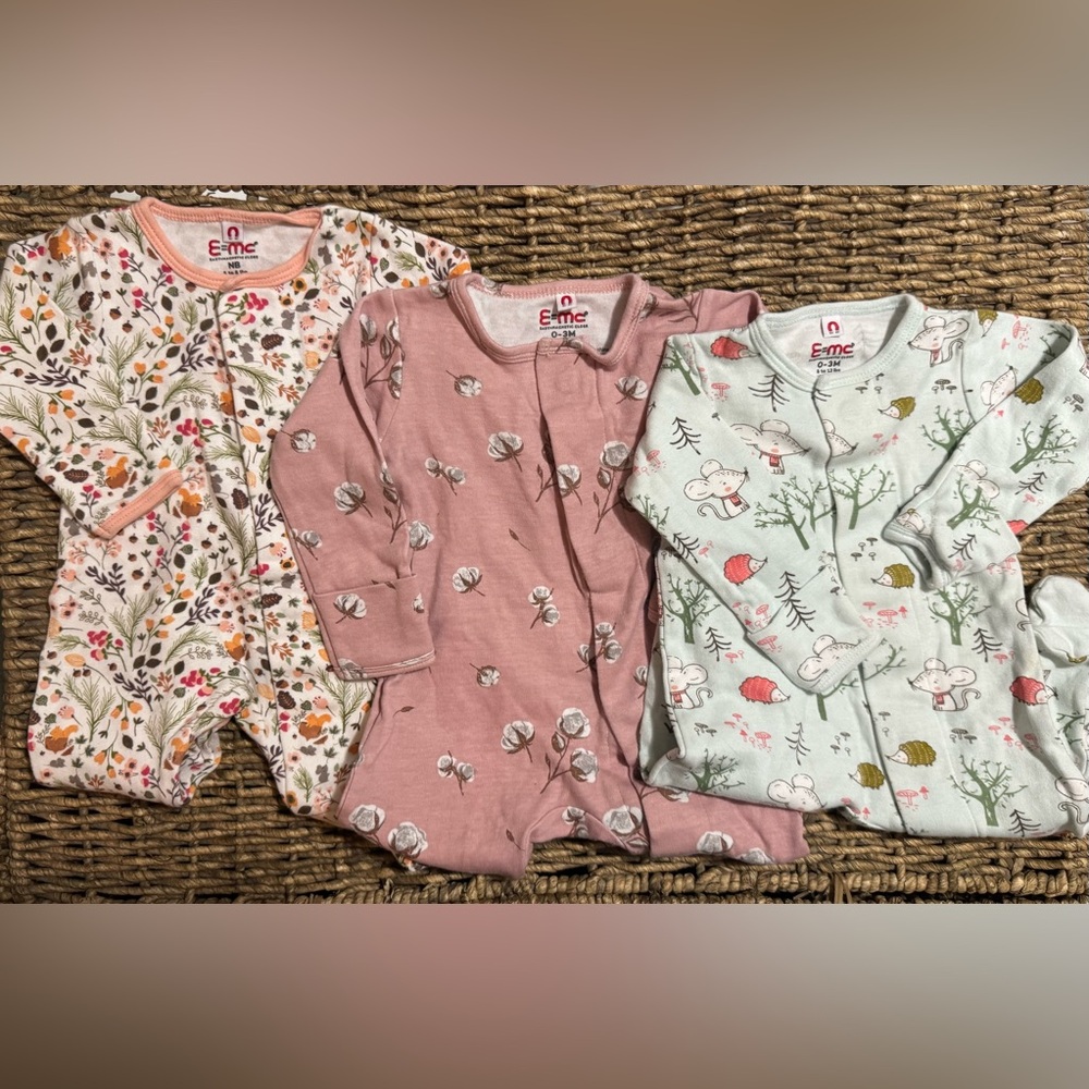 E=MC Baby Magnetic Close Footies
